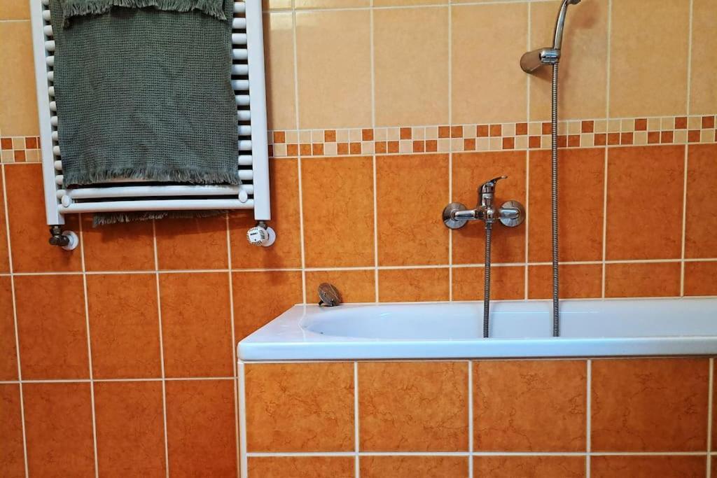 Zoeld Orom Apartman Lakas Göd Eksteriør bilde