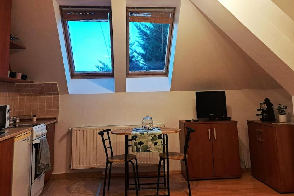 Zoeld Orom Apartman Lakas Göd Eksteriør bilde
